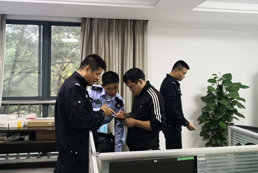 云服务客服在线沟通信任桥梁构建，从即时响应到价值共创